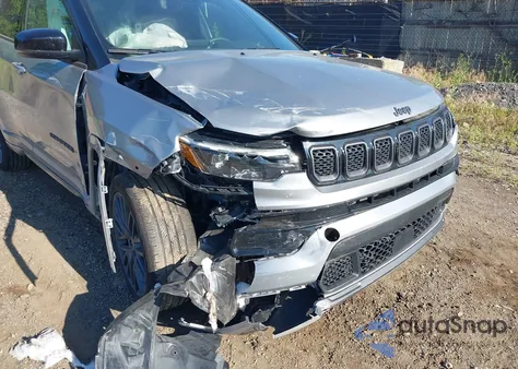 2024 Jeep Compass Limited 4X4 from USA, damaged, VIN 3C4NJDCN3RT601310